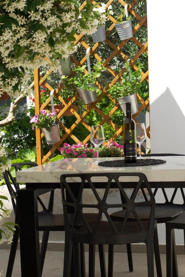 Wine Garden Holiday Home Пула Экстерьер фото